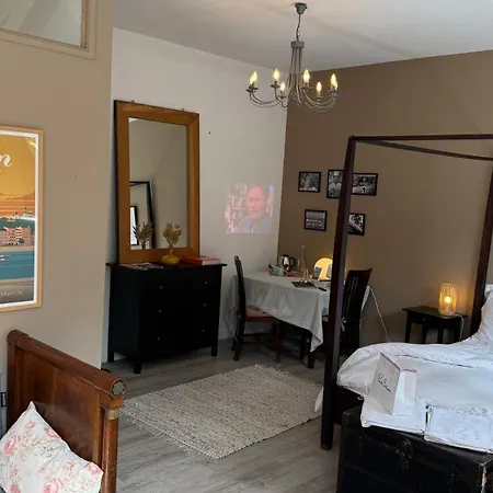 Bed & Breakfast Univers Bocuse - A 200 M De La Legende Collonges-au-Mont-d'Or